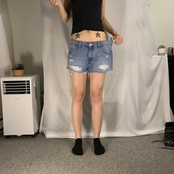 low rise distressed mini shorts - Picture 5 of 8